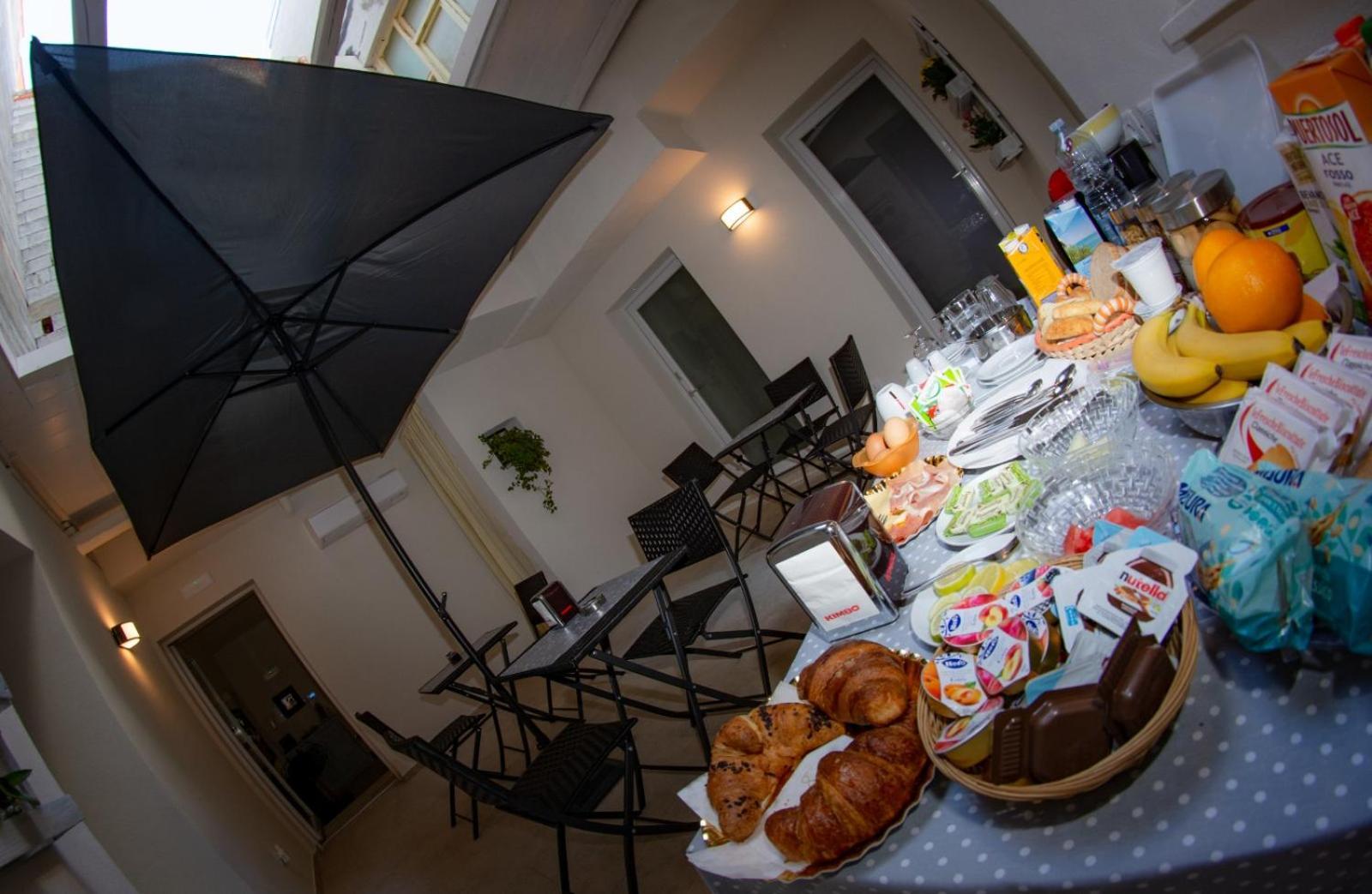 La Terra Del Benessere カステルサルド 部屋 写真
